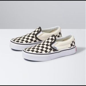 VANS Iconic Checkered Slip-On Sneakers Size 1 (Y)